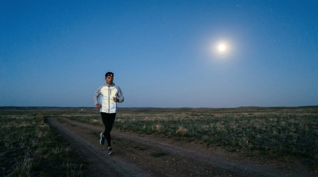 Cómo planificar el running nocturno y los entrenamientos al aire libre según las fases de la luna